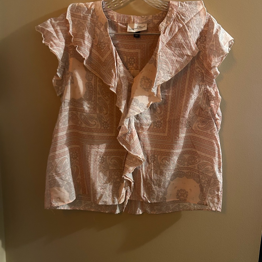 Universal Thread Ruffled Blouse in Cream and Tan